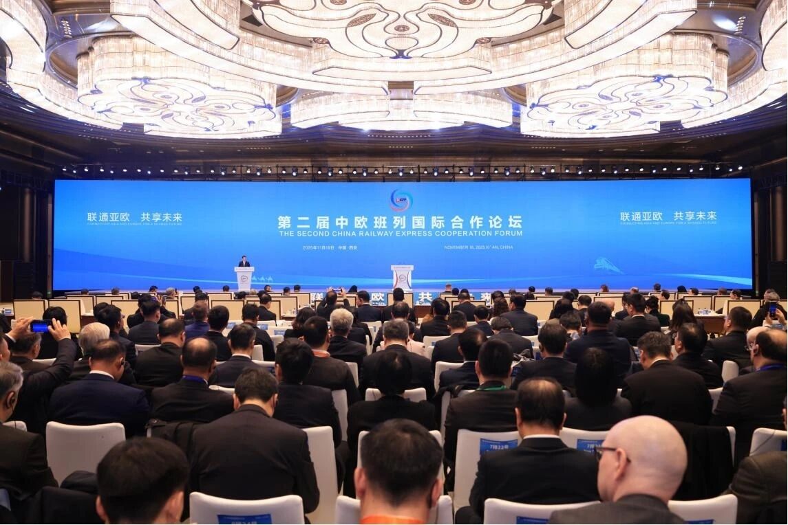 202511241763955736553226.jpg 6df49d0e2a10889d581cd4bee425972f.jpg