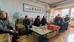 送溫暖 | “傳黨情 送溫暖”春節(jié)前夕省政府國資委走訪慰問物流集團(tuán)困難黨員、老干部