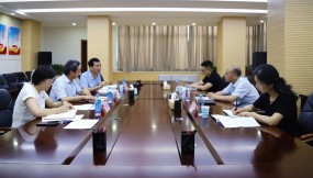  省商務(wù)廳黨組成員、副廳長張永洪一行到訪甘肅物流集團(tuán)