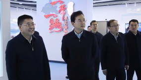  王兵在甘肅國際物流集團(tuán)調(diào)研